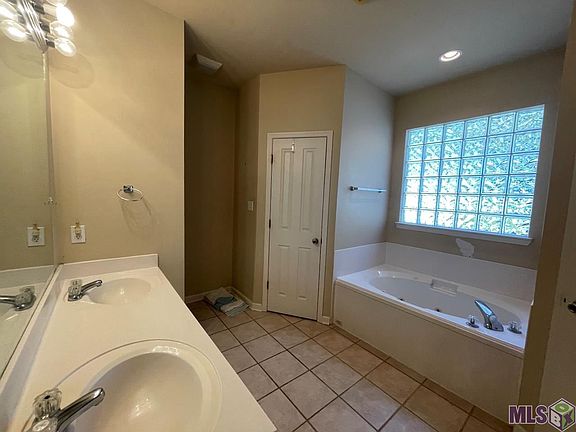5th image of 12272 Topaz Dr