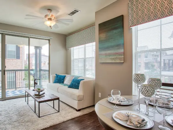 2213 Reflection Pointe, Richardson, TX 75080