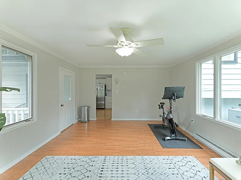 5616 Shade Tree Ln — Photo 9