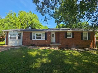 2706 Pinetree Ln NW, Huntsville, AL 35810