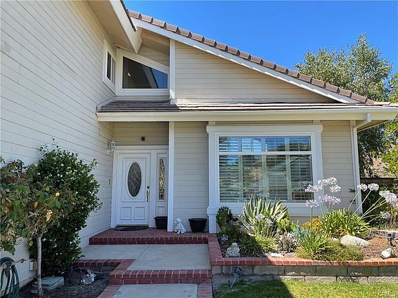 3rd image of 3356 Crazy Horse Dr