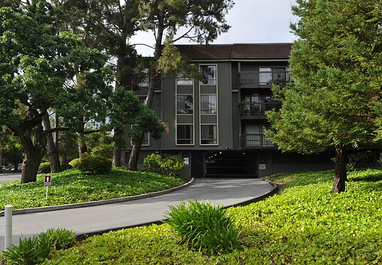 Seven Oaks — Photo 17