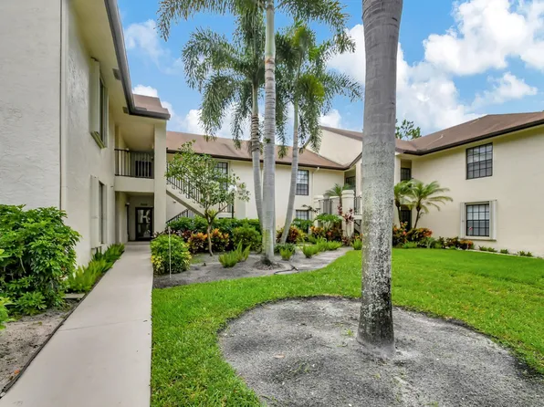 3229 Jog Park Drive #3229, Greenacres, FL 33467