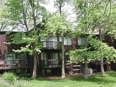 1st image of 214 Lochcarren Ct