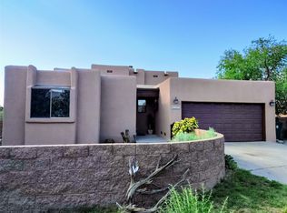 2357 Camino Pintores, Santa Fe, NM 87505