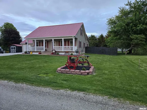 212 Conch Dr, La Harpe, IL 61450