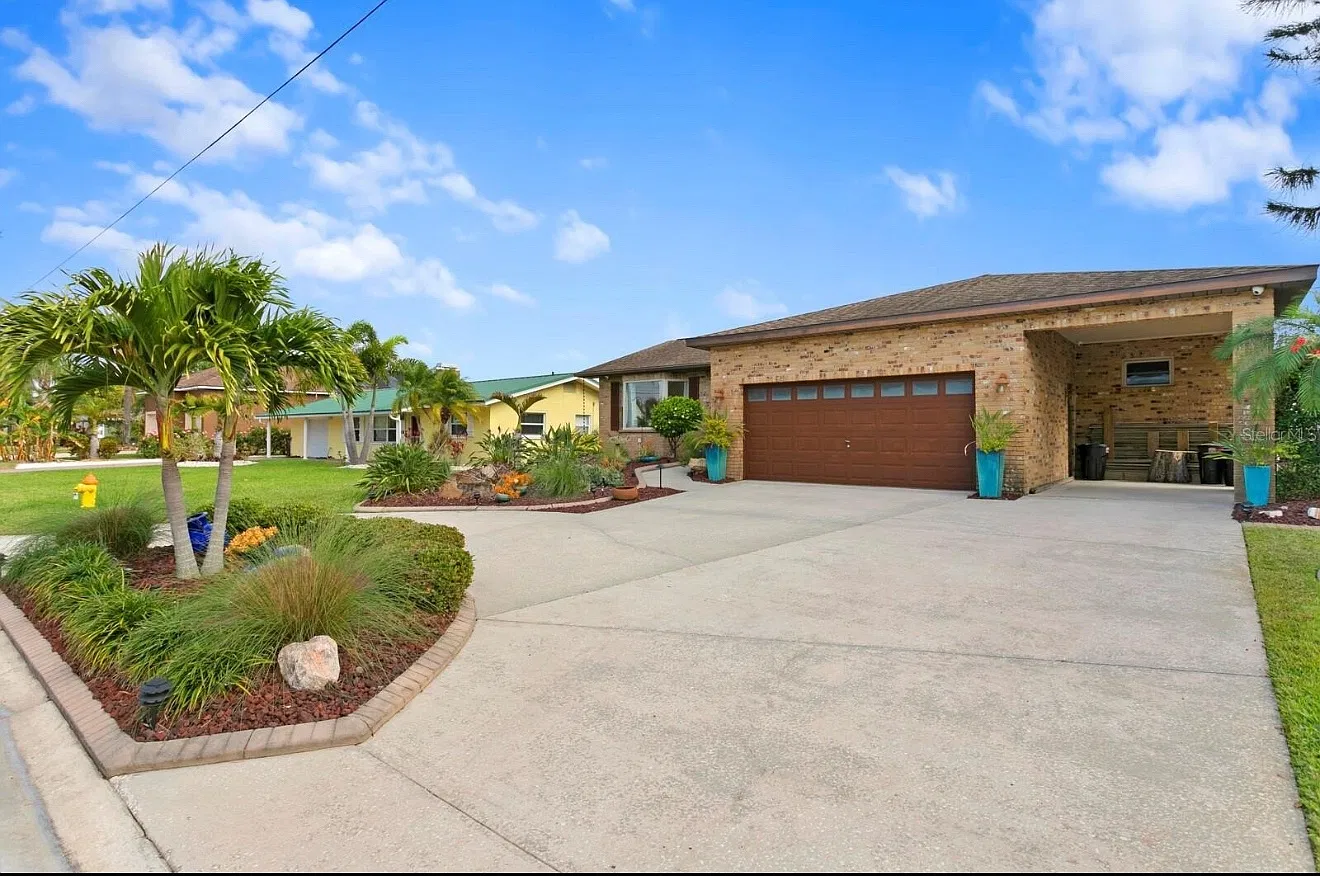 4 bed, 2013 sqft, $5,000 — Photo 3