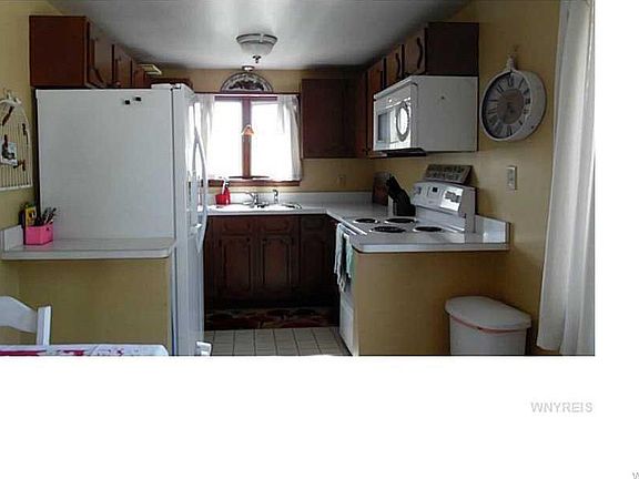 2nd image of 1555 101st St