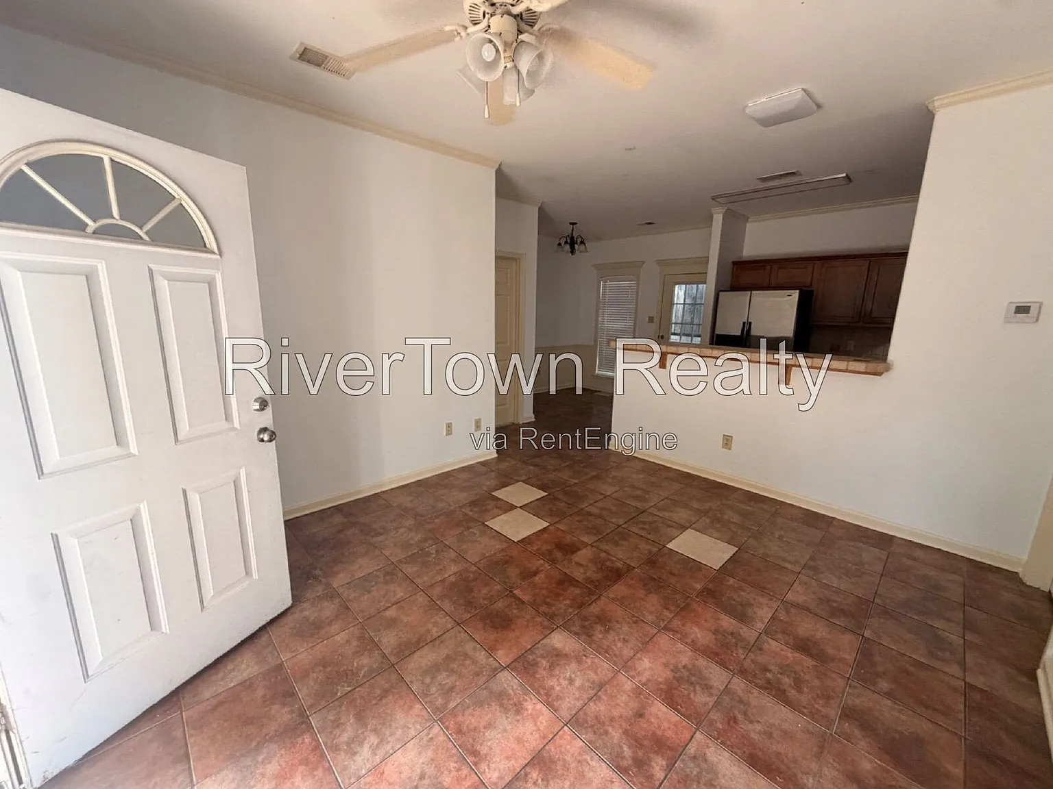2 bed, 2.0 bath, 1000 sqft, $1,095 — Photo 3