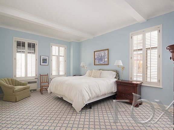 3rd image of 300 Central Park W APT 2L