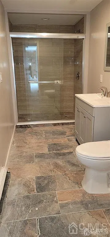 4 bed, 2.0 bath, $4,700 — Photo 4