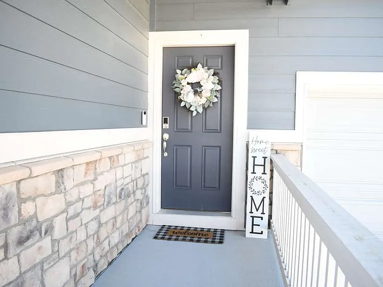 285 Silver Rock Trl — Photo 4