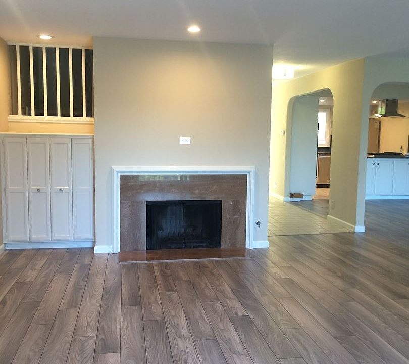 1st image of 14666 Fieldstone Dr