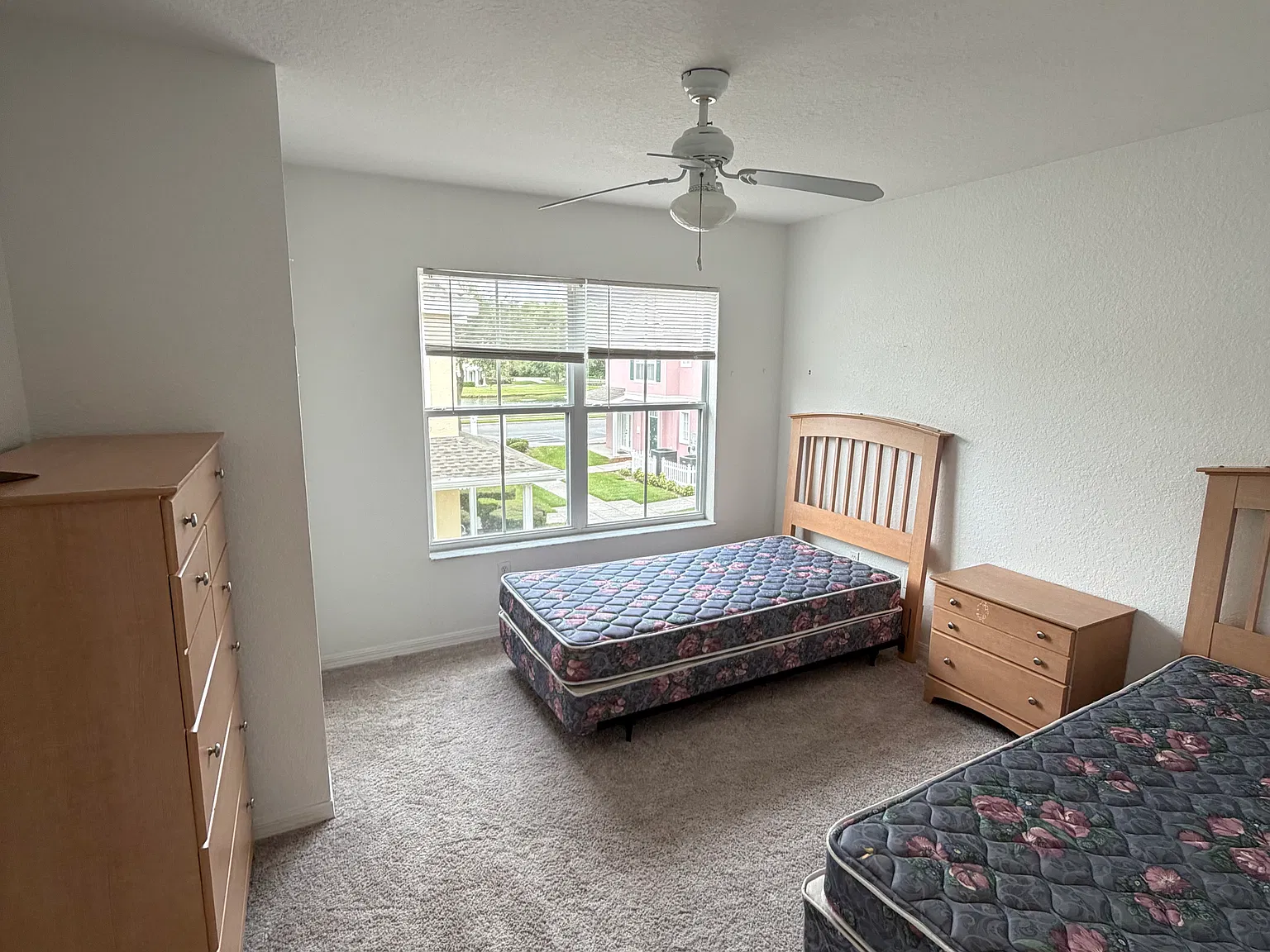 2 bed, $750 — Photo 1