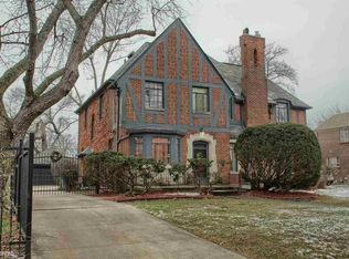19735 Warrington Dr, Detroit, MI 48221
