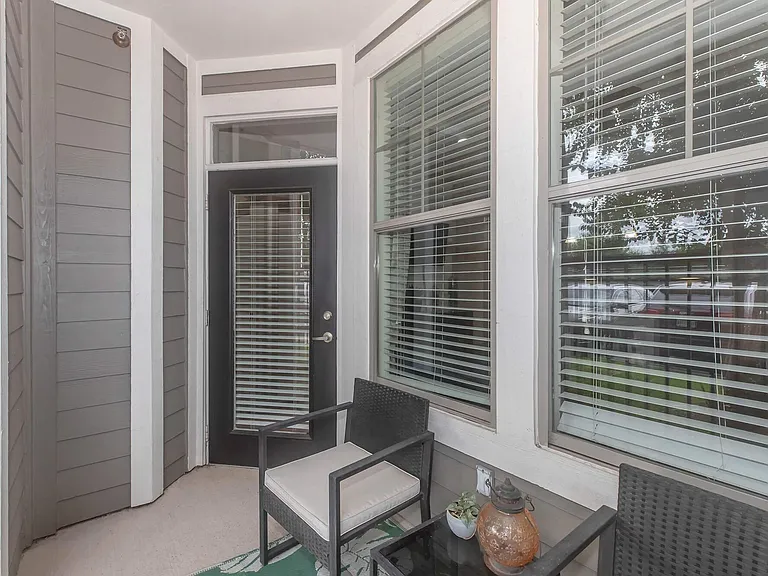 Aria Victoria Apartments — Photo 18
