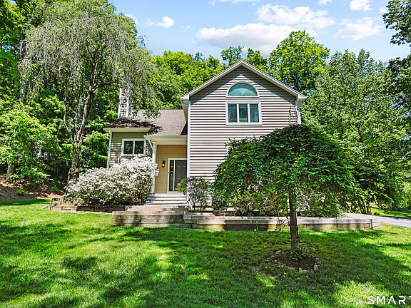 2nd image of 571 Belden Hill Road