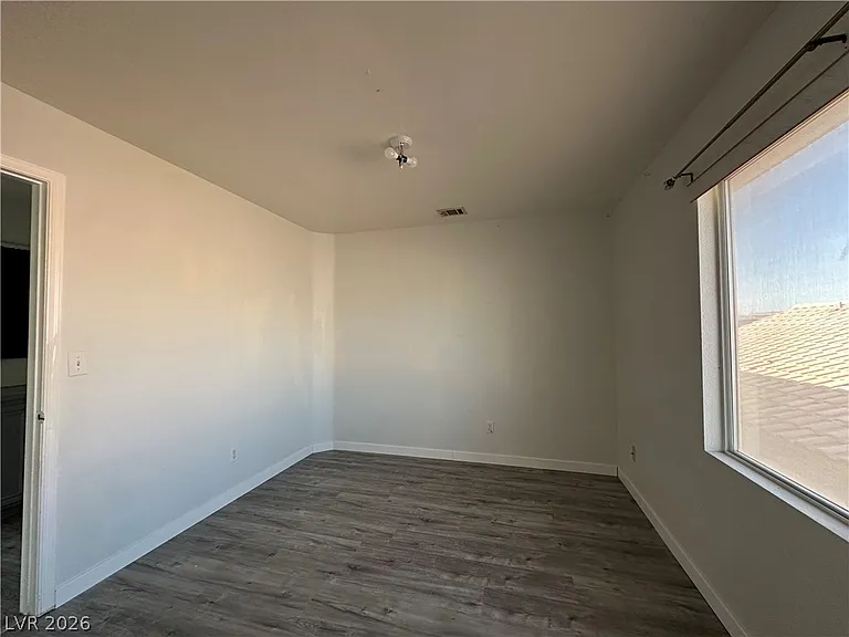 8275 Cedar Leaf Dr — Photo 18