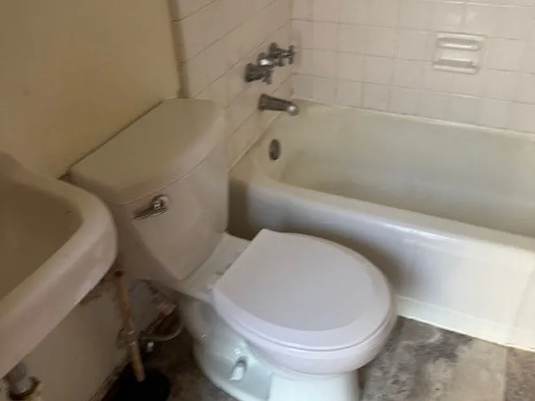 529 N Pinckney St — Photo 33