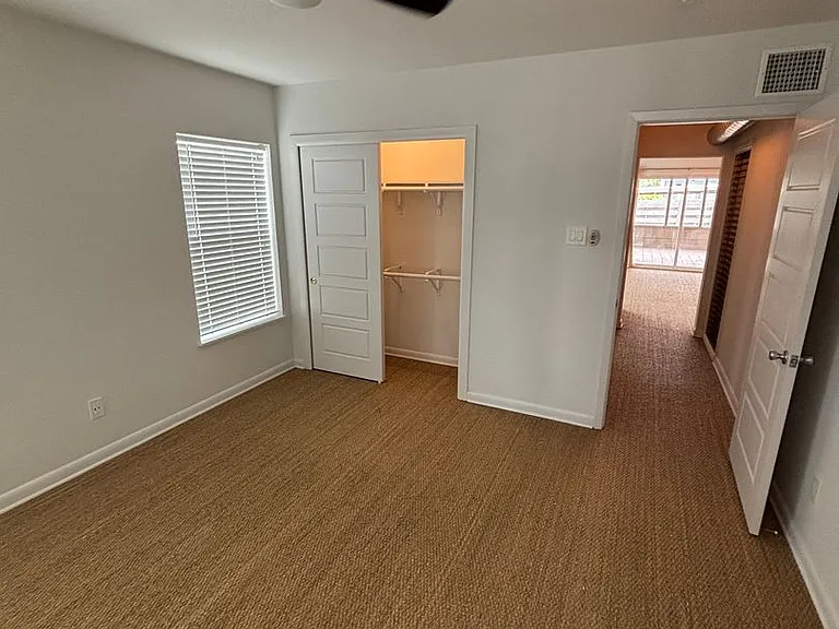 442 E Huisache Ave #A — Photo 10