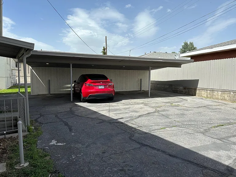 4347 S Highland Dr #D — Photo 11