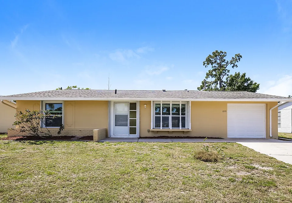8109 Coco Solo Ave