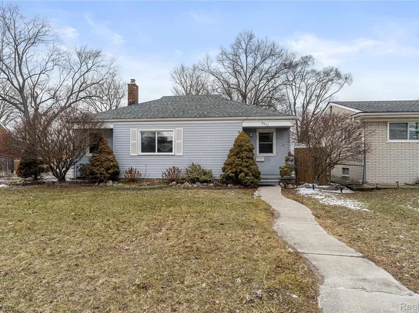 3571 Los Angeles Ave, Warren, MI 48091