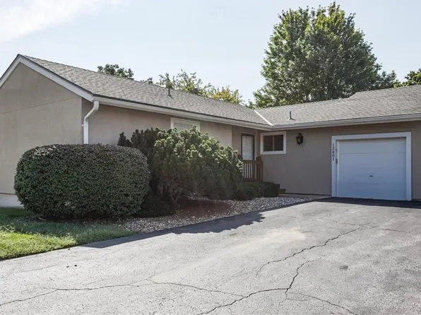 12801 W 109th St, Overland Park, KS 66210