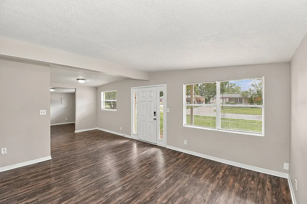 3 bed, 2.0 bath, 1512 sqft, $1,825 — Photo 4