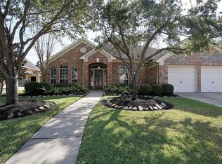 2110 Upland Park Dr, Sugar Land, TX 77479