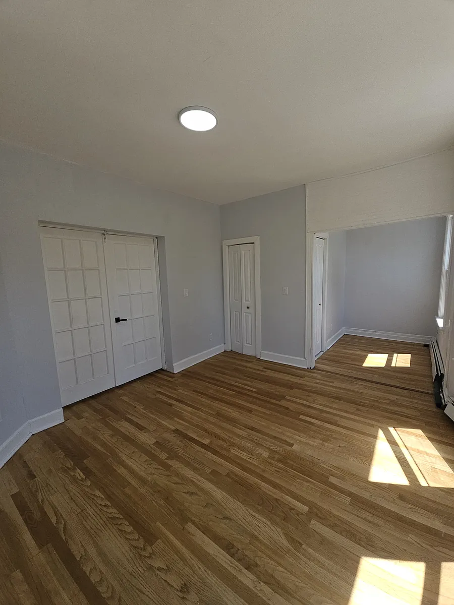 Building Photo - 10 Rodwell Ave #B