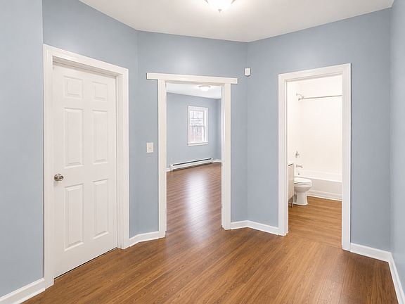 3rd image of 1055 Capitol Ave #2E