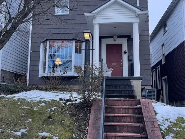 117 W Adams Ave, Vandergrift, PA 15690