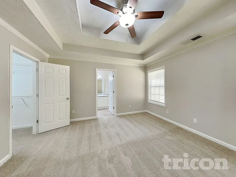 210 Shenandoah Dr — Photo 6