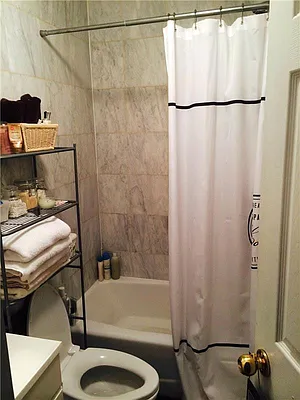 Rented by Kian Realty | media 21