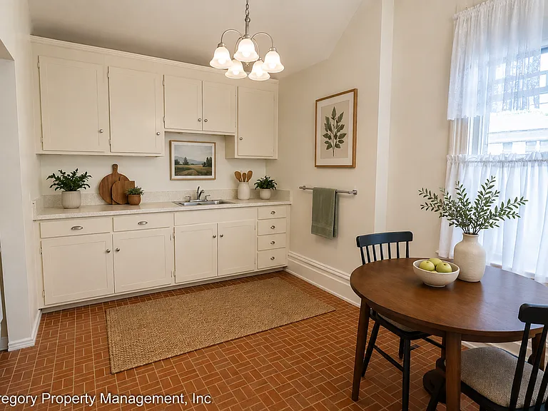 1210 Paru St. — Photo 2