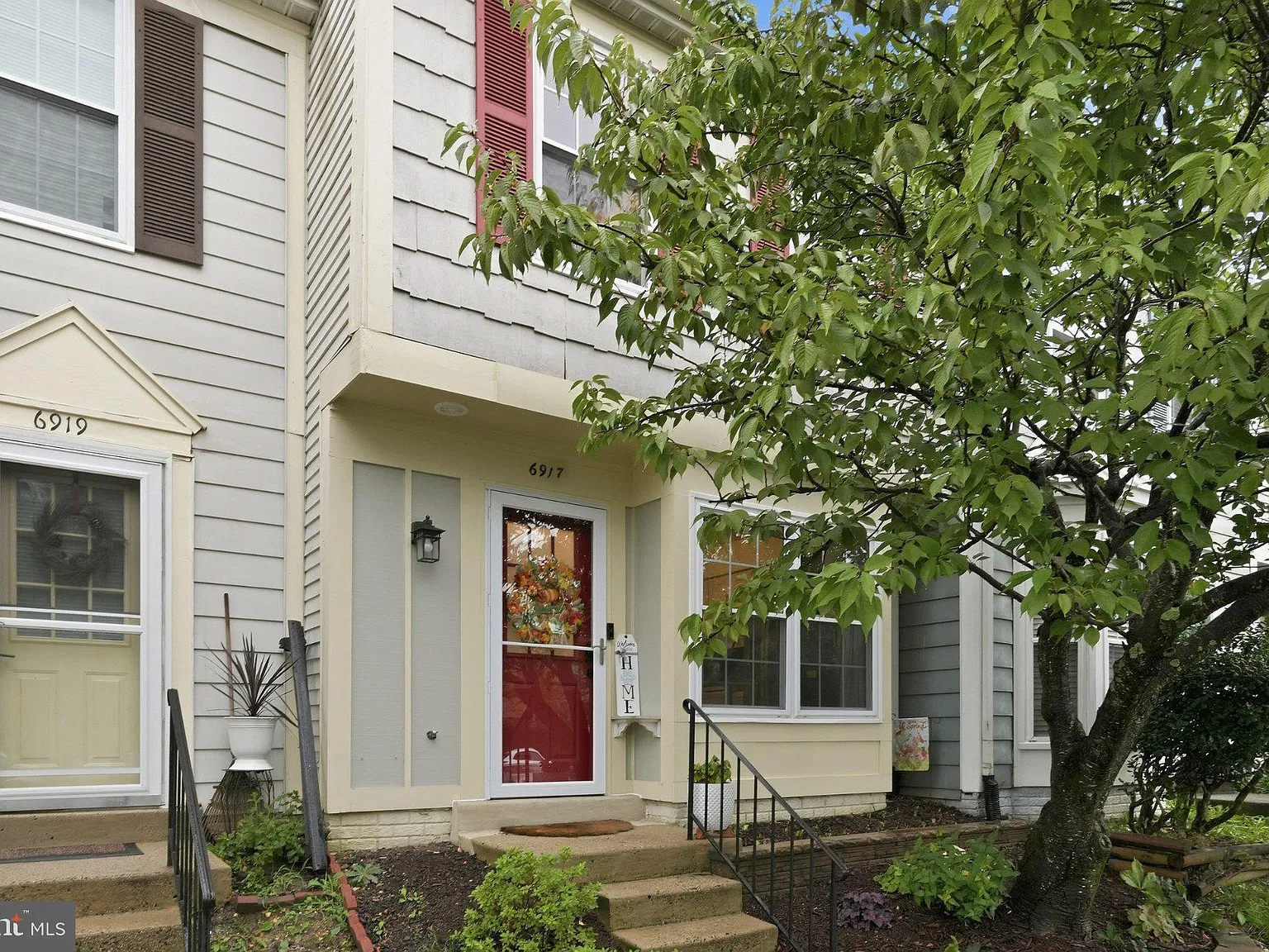 2 bed, 1.5 bath, 1068 sqft, $3,000 — Photo 3