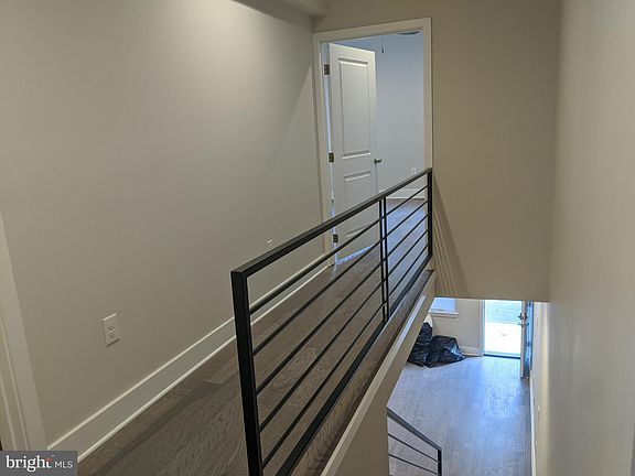 5th image of 2230 Coral St