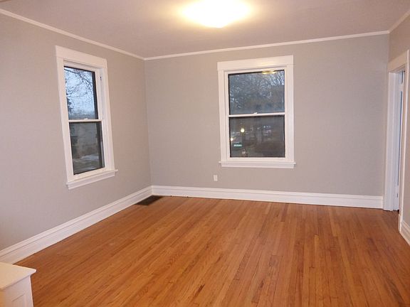 3rd image of 521 Michigan Avenue # Fl 2nd