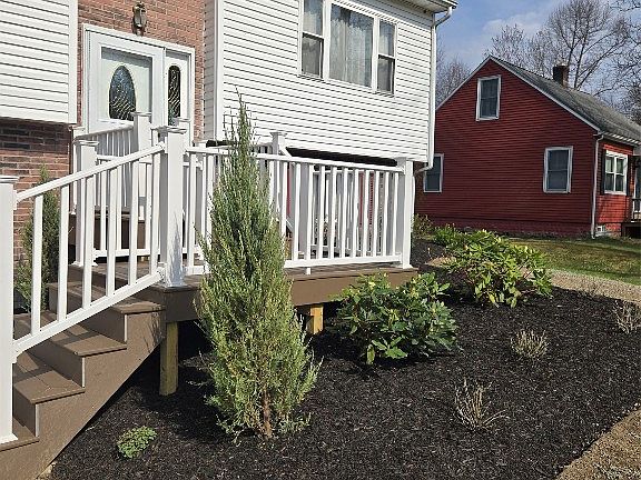 5th image of 929 Villa Sites Ave