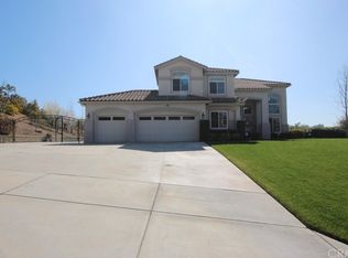 12959 Pinewood Ln, Yucaipa, CA 92399