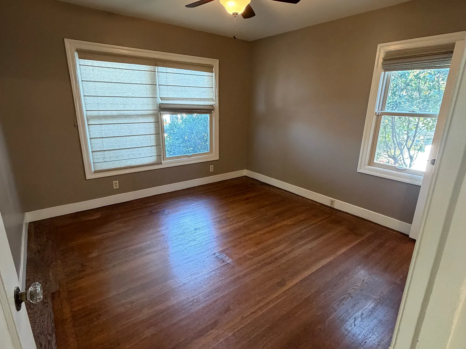 5 bed, 1908 sqft, $4,200 — Photo 4