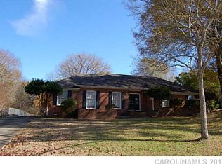 6631 Brynwood Dr, Charlotte, NC 28226