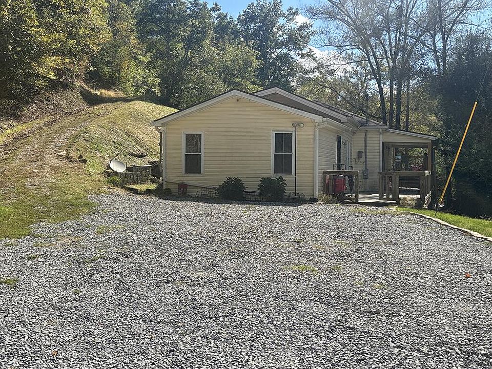 2nd image of 1685 Kents Ridge Rd