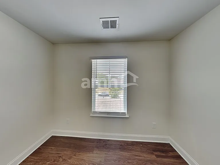 2467 Napa Valley Dr — Photo 22