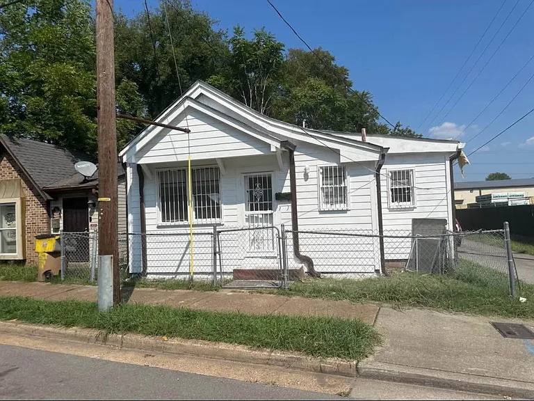 41 Fairfield Ave — Photo 4