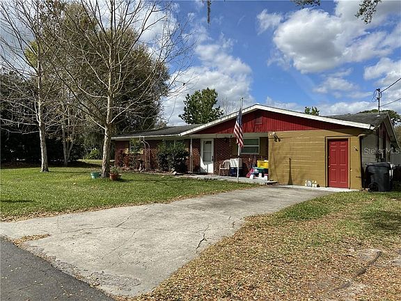 2nd image of 927 Swann Dr