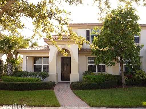 evergreene-townhome-front-exterior