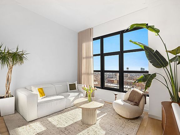 2nd image of 29 Huron St #10DE
