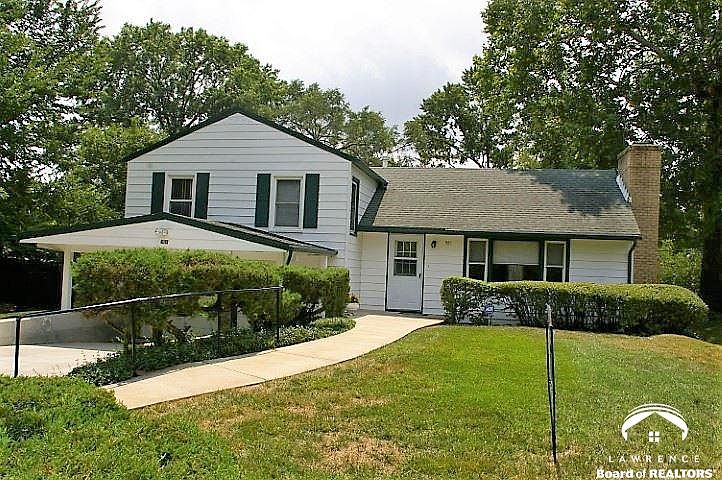1st image of 921 W 22nd St